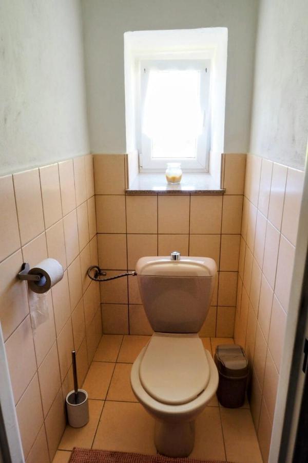 Vila Dum U Krize Broumov Exteriér fotografie